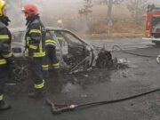 Požar na automobilu u Novom Sadu, prednji deo vozila uništen Požar na automobilu u Novom Sadu, prednji deo vozila uništen