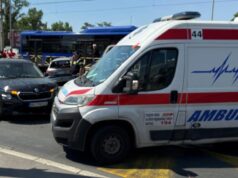Teška saobraćajna nesreća kod Pojata, poginuo motociklista, saobraćaj obustavljen Teška saobraćajna nesreća kod Pojata, poginuo motociklista, saobraćaj obustavljen