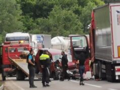 Sudar kamiona na putu Kragujevac–Batočina, jedna osoba povređena Sudar kamiona na putu Kragujevac–Batočina, jedna osoba povređena
