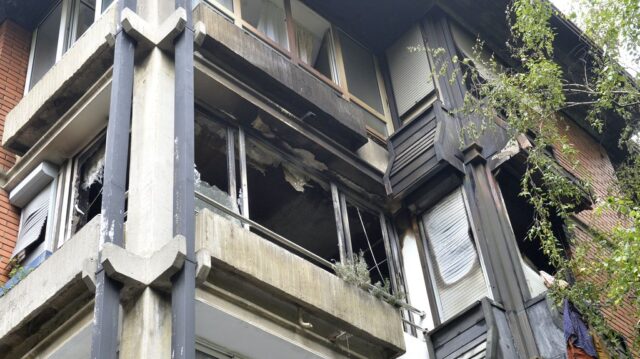 Požar u Zemunu, dim iz napuštenog objekta širi se Gardošem