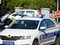 Muškarac izboden nožem u beogradskom naselju, osumnjičeni priveden nakon potrage Muškarac izboden nožem u beogradskom naselju, osumnjičeni priveden nakon potrage – napad nožem u Beogradu