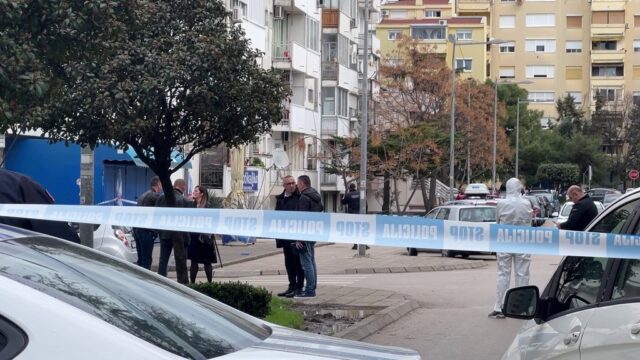 ubistvo-u-kumodrazu Ubistvo u Kumodražu, osumnjičeni za zločin u bekstvu, policija traga