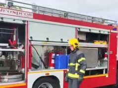 Veliki požar u Krnješevcima kod Stare Pazove, gust dim iznad naselja Veliki požar u Krnješevcima kod Stare Pazove, gust dim iznad naselja