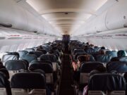 Pokušaj bombaškog napada u avionu na letu Pariz–Majami, osumnjičen britanski državljanin Pokušaj bombaškog napada u avionu na letu Pariz–Majami, osumnjičen britanski državljanin