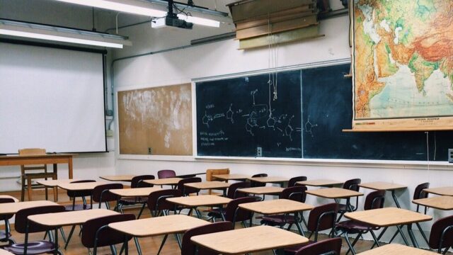 incident-u-gimnaziji Incident u gimnaziji u Pančevu, profesor osumnjičen za falsifikovanje diplome – falsifikovanje diplome u Pančevu