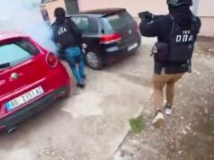Policijska akcija u Obrenovcu, zaplenjeno 50 kilograma droge, uhapšene dve osobe Policijska akcija u Obrenovcu, zaplenjeno 50 kilograma droge, uhapšene dve osobe