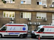 Saobraćajna nezgoda u Rakovici, teško povređen muškarac i povređena žena u Beogradu Saobraćajna nezgoda u Rakovici, teško povređen muškarac i povređena žena u Beogradu