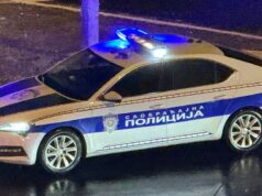 Masovna tuča navijača u Novom Pazaru, povređeno više osoba, četiri privedene Masovna tuča navijača u Novom Pazaru, povređeno više osoba, četiri privedene – masovna tuča navijača Novi Pazar