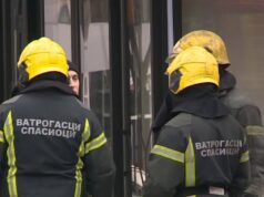 Požar kod Užica zahvatio područje Sarića Osoje, crni dim prekrio nebo Požar kod Užica zahvatio područje Sarića Osoje, crni dim prekrio nebo