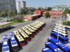 Sukob vozača autobusa u Sremčici, jedan povređen, drugi priveden Sukob vozača autobusa u Sremčici, jedan povređen, drugi priveden