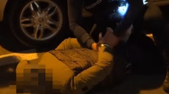 Policija otkrila nelegalni auto-plac kod Tutina, uhapšen muškarac od 61 godine