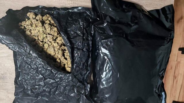 uhapsen-muskarac Uhapšen muškarac na Starom gradu u Beogradu, zaplenjena marihuana – zaplene marihuane u Beogradu