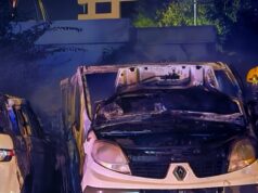 Požar na parkingu u Novom Beogradu, šest automobila izgorelo bez povređenih Požar na parkingu u Novom Beogradu, šest automobila izgorelo bez povređenih