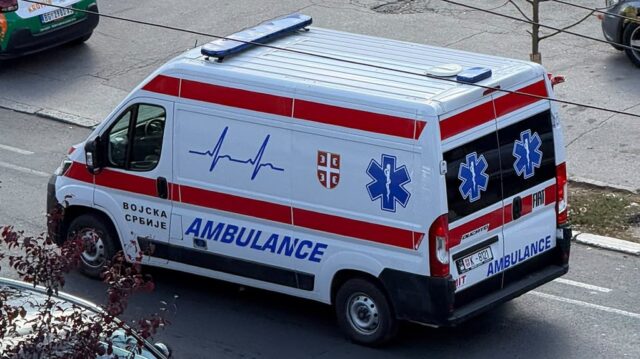 serija-saobracajnih Serija saobraćajnih nesreća u Beogradu tokom noći, povređeno sedam osoba – saobraćajne nesreće u Beogradu