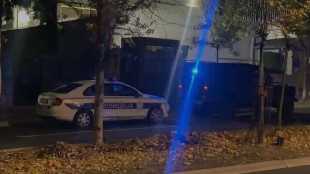 pokusaj-napada Pokušaj napada ispred ambasade Izraela u Beogradu, napadač likvidiran – napad ispred ambasade Izraela u Beogradu
