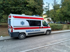 povredjen-muskarac Povređen muškarac nakon naleta kamiona u Jakovu – saobraćajna nesreća u Jakovu