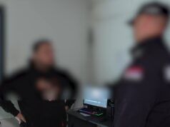 Privođenje u prostorijama TV Niš, policija ispitala sina urednika zbog prijave Privođenje u prostorijama TV Niš, policija ispitala sina urednika zbog prijave